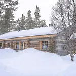 Kuukkeli Log Aurora 