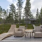 Kuukkeli Log Aurora 