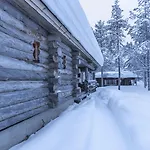 Kuukkeli Log Aurora 