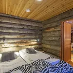 Kuukkeli Log Aurora 