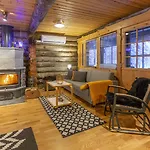 Alpstuga Kuukkeli Log Aurora 