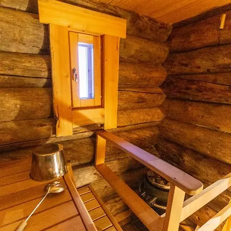 Kuukkeli Log Aurora 