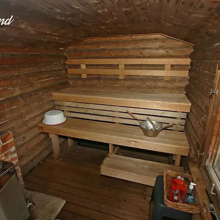 Kuukkeli Log Aurora 