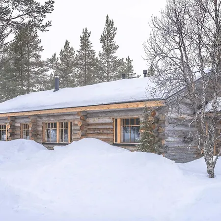 Kuukkeli Log Aurora 