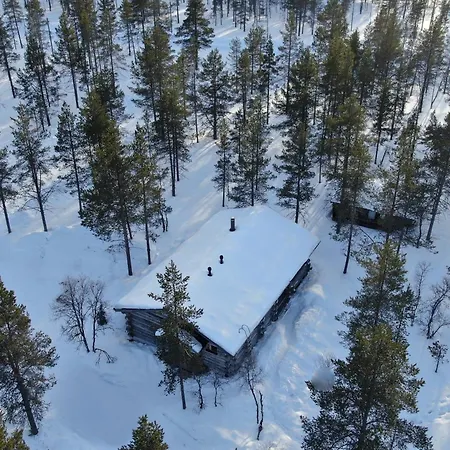 Kuukkeli Log Aurora 