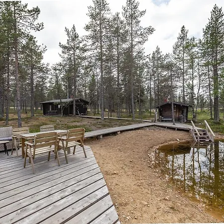 Kuukkeli Log Aurora 