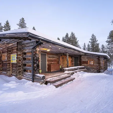 Kuukkeli Log Aurora 